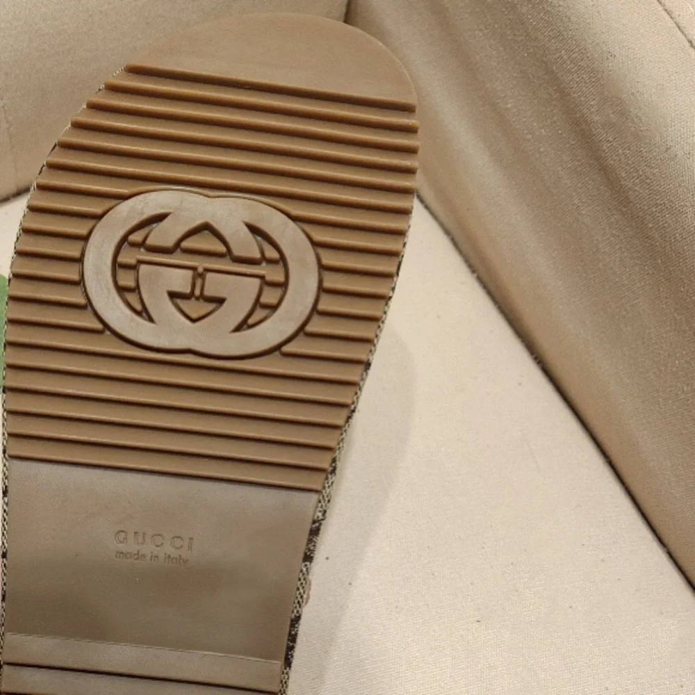 Gucci Women’s Brown Sandals - Picture 3 of 5
